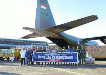Kapolda Sulsel – Gubernur Lepas 25 Ton Bantuan Untuk Korban Gempa Bumi di NTT