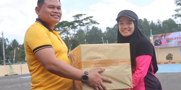Semarak Kemerdekaan ke-81, Polres Toraja Utara Gelar Olahraga dan Lomba Bersama