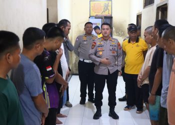 Perdana Berkantor, Kapolres Palopo Cek Ruang Pelayanan, Asrama Hingga Tahanan