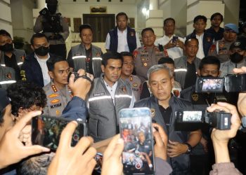 Kapolresta Gowa Turun Langsung Pastikan Penggeledahan Kantor dan Rujab Bupati Berjalan Aman