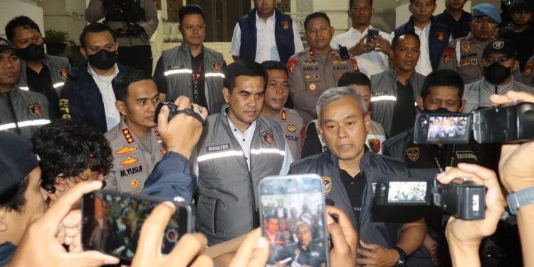 Kapolresta Gowa Turun Langsung Pastikan Penggeledahan Kantor dan Rujab Bupati Berjalan Aman