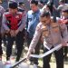 Kapolres Wajo Pimpin Penyaluran 12.000 Liter Air Bersih untuk Warga Maddukkelleng