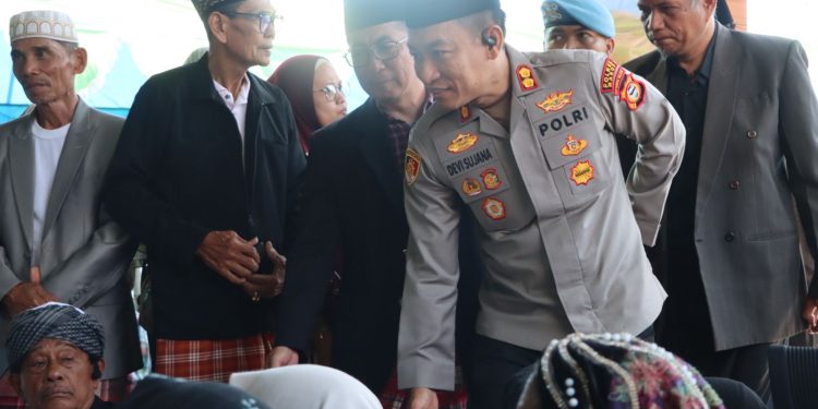 Kapolres Maros Hadiri Puncak Maulid dan Haul Akbar Tarekat Khalwatiyah Samman di Pattene