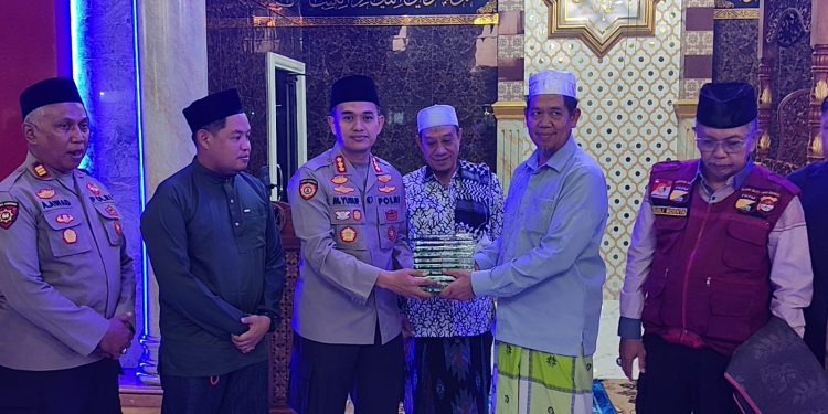 Kapolresta Gowa Ajak Jamaah Menebar Kebaikan dan Tetap Menjaga Keamanan
