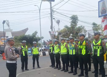 Tingkatkan Kenyamanan Pengguna Jalan, Sat Lantas Polres Toraja Utara Gelar Gatur Pagi