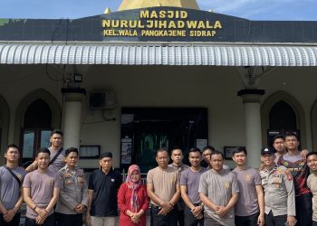 Kapolres Sidrap Ajak Jajaran Bersihkan Masjid Lewat Gerakan Asri
