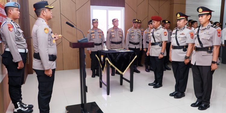 Kapolres Barru Pimpin Sertijab Kapolsek dan Pelantikan Kasiwas