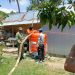 Personel Polsek Urban Pitumpanua Salurkan Air Bersih ke 200 Rumah Warga Terdampak Kemarau