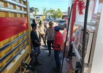 Respons Kelangkaan BBM, Kapolres Soppeng Turun Langsung Cek Tiga SPBU