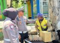 Dalam Rangka HUT Lalu Lintas ke-71, Satlantas Polres Soppeng Beri Sembako ke Anak Yatim dan Tukang Ojek