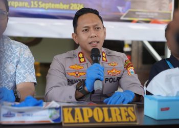 Kapolres Parepare Rilis Hasil Ungkap Penyalahgunaan BBM, 2 Mobil dan 700 Liter Pertalite Diamankan