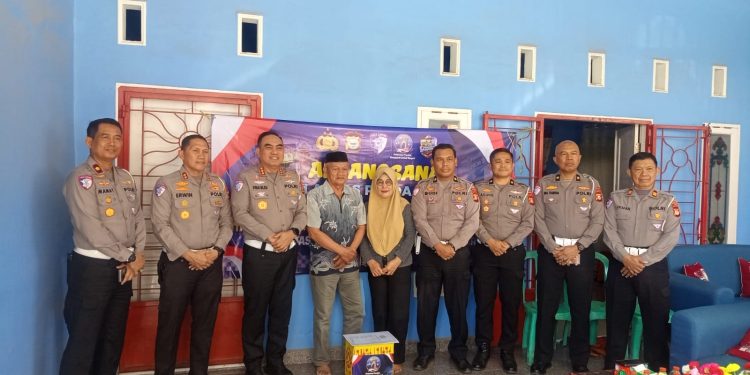 Dirlantas bersama Wadir Lantas Polda Sulsel Anjangsana ke Purnawirawan Polri Dalam Rangka HUT Lalu Lintas ke-71