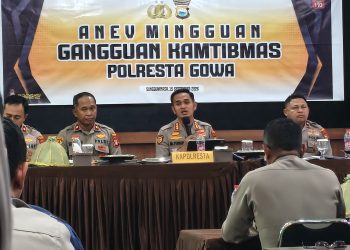 Kapolresta Gowa Pimpin Langsung Anev Mingguan Personel