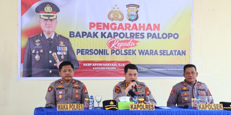 Kapolres Palopo Kunjungi Polsek Wara Selatan, Tekankan Sop Dan Keharmonisan Keluarga