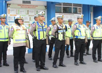 Peringati HUT Lalu Lintas Bhayangkara ke-71, Dirlantas Polda Sulsel Beri  Penghargaan ke Satker Terbaik