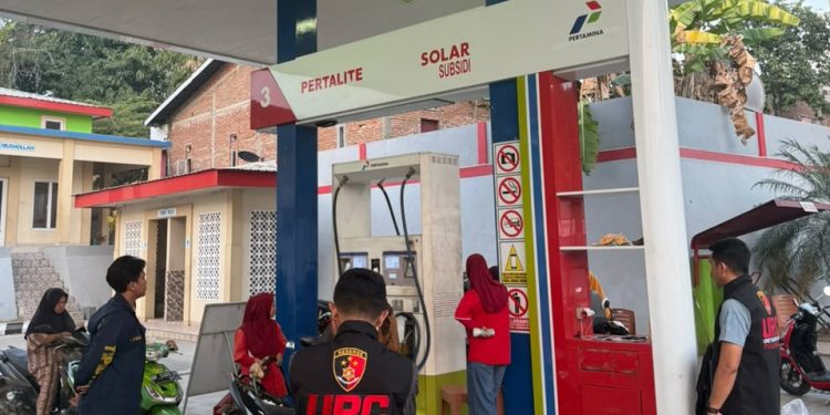 Pastikan Distribusi BBM Aman dan Lancar, Satreskrim Polres Luwu Intensifkan Patroli SPBU