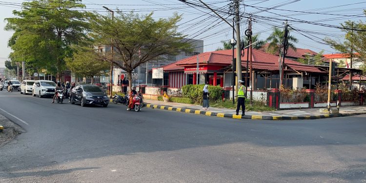 Satlantas Polres Palopo Gelar Pengaturan Lalu Lintas Pagi, Berikan Pelayanan Dan Edukasi Pengendara