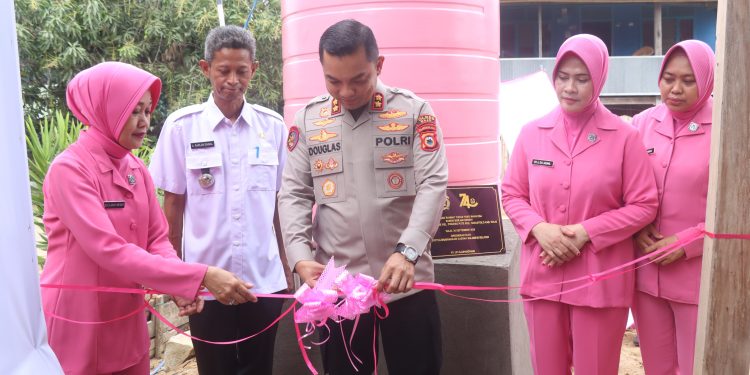 Kapolres Wajo Resmikan Sumur Bor, Bantu Warga Bantouse Yang Terdampak Krisis Air Bersih