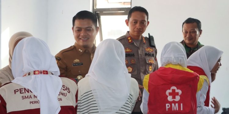 Dorong Perdamaian, Kapolres Luwu dan Wakil Bupati Mediasi Tawuran Antar Pelajar