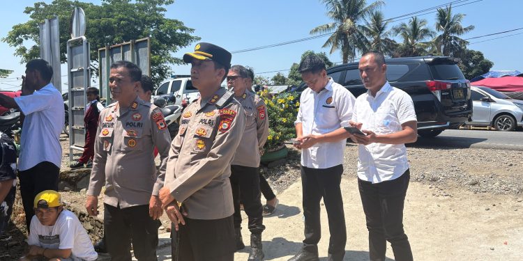 Kapolres Luwu Turun Langsung Pastikan Pilkades PAW Lengkong Berlangsung Aman dan Kondusif