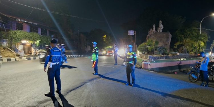 Car Free Night, Personel Polres Parepare Atur Arus Lalin di Bau Massepe-Mattirotasi