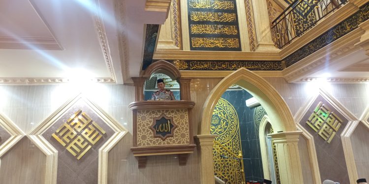 Safari Subuh Berlanjut, Kapolda Sulsel Sosialisasikan Layanan 110 dan Program Polri Bersama Masyarakat