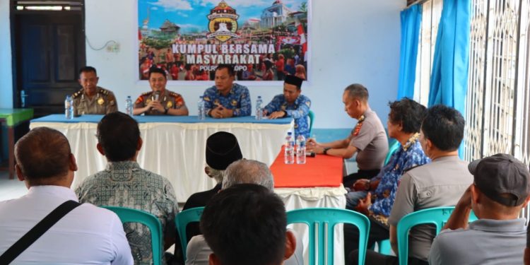 Kapolres Palopo Kumpul Bersama Masyarakat Tompotikka, Tekankan Bahaya Narkoba dan Penipuan