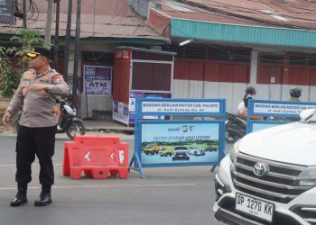 Pastikan Kelancaran Arus Lalu Lintas di Pagi Hari, Kapolres Toraja Utara Turun Gatur Lalin