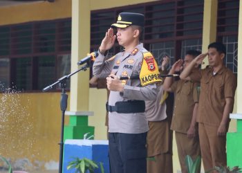 Kapolres Luwu Jadi Pembina Upacara di SMP Negeri 1 Bajo, Gaungkan Pesan Stop Bullying