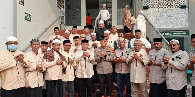Wujud Polisi Bersama Masyarakat, Kapolres Bulukumba Hadiri Milad ke-8 Komunitas Pejuang Subuh