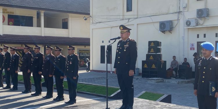 Pimpin Upacara Hari Kesaktian Pancasila, Wakapolres Selayar Ajak Personel Perkuat Persatuan