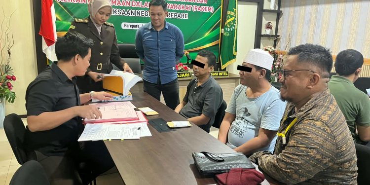 Berkas Dinyatakan P21, Satres Narkoba Parepare Limpahkan Tersangka dan Barang Bukti ke JPU