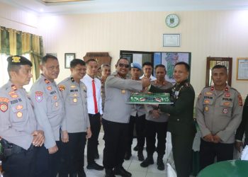 Kapolres Soppeng Silaturahmi ke Kodim 1423, Perkuat Sinergi TNI-Polri di HUT ke-81 TNI