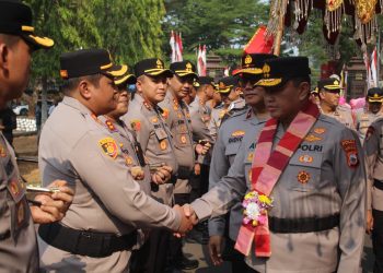 Kapolres Kepulauan Selayar Sambut Kapolda Sulsel Irjen Pol Dr. Awal Chairuddin di Mapolda