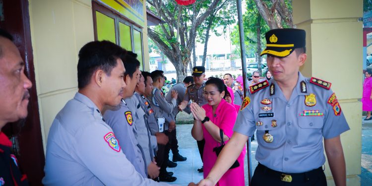 Kapolres Luwu Kunker ke Polsek Bajo dan Belopa, Tekankan Disiplin dan Pelayanan Humanis