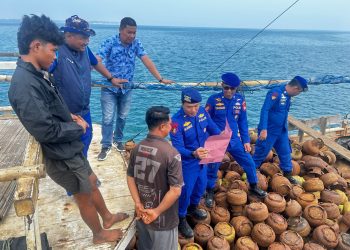 Sat Polairud Polres Selayar Imbau Agen LPG 3 Kg Ganti Tabung Gas Yang Tidak Layak Secara Bertahap