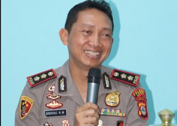 Kapolres Luwu Tatap Muka dengan Masyarakat Senga Selatan, Sosialisasikan Layanan Polisi 110