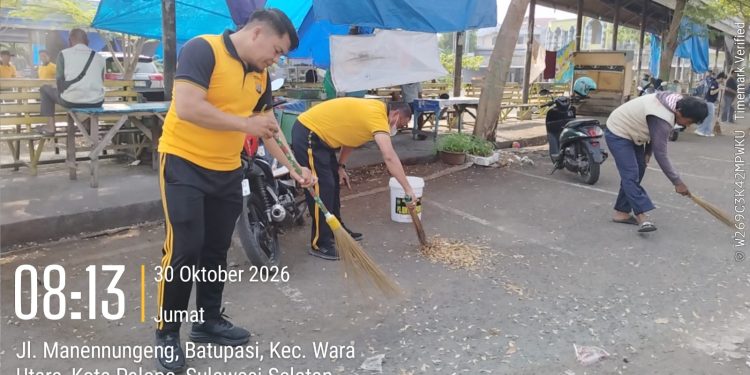 Polres Palopo Gelar Jumat Bersih di Terminal Dangerakko, Ajak Masyarakat Peduli Kebersihan