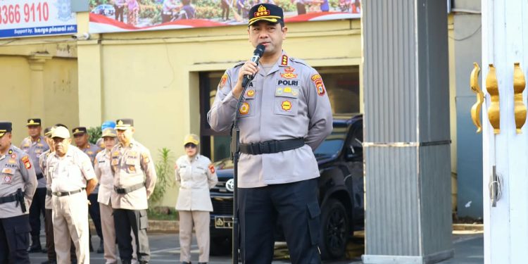 Pimpin Apel, Kapolrestabes Makassar Tekankan Polisi Bersama Masyarakat