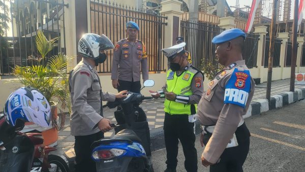 Operasi Patuh Pallawa 2026, Propam Polres Parepare Periksa Kendaraan Anggota
