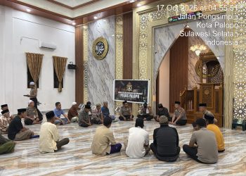 Subuh Keliling di Masjid Nurul Iman, Kapolres Palopo Ajak Masyarakat Jaga Kamtibmas