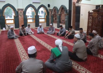 Subuh Keliling, Kapolres Toraja Utara Ajak Warga Jaga Kamtibmas dan Manfaatkan Layanan 110